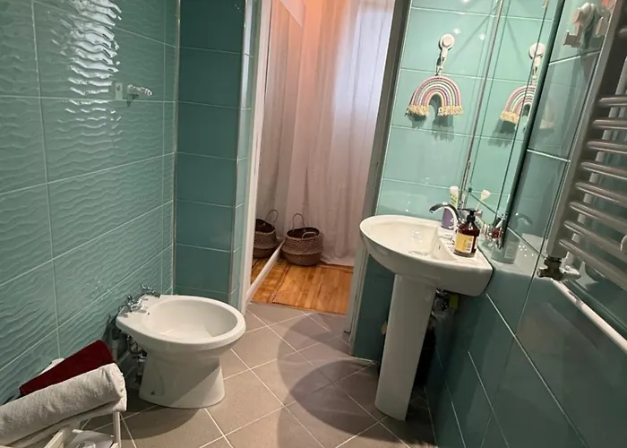 Authentic Interbelic In The Center 아파트