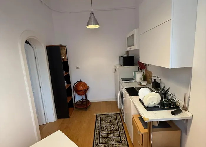 شقة Authentic Interbelic In The Center بوخارست